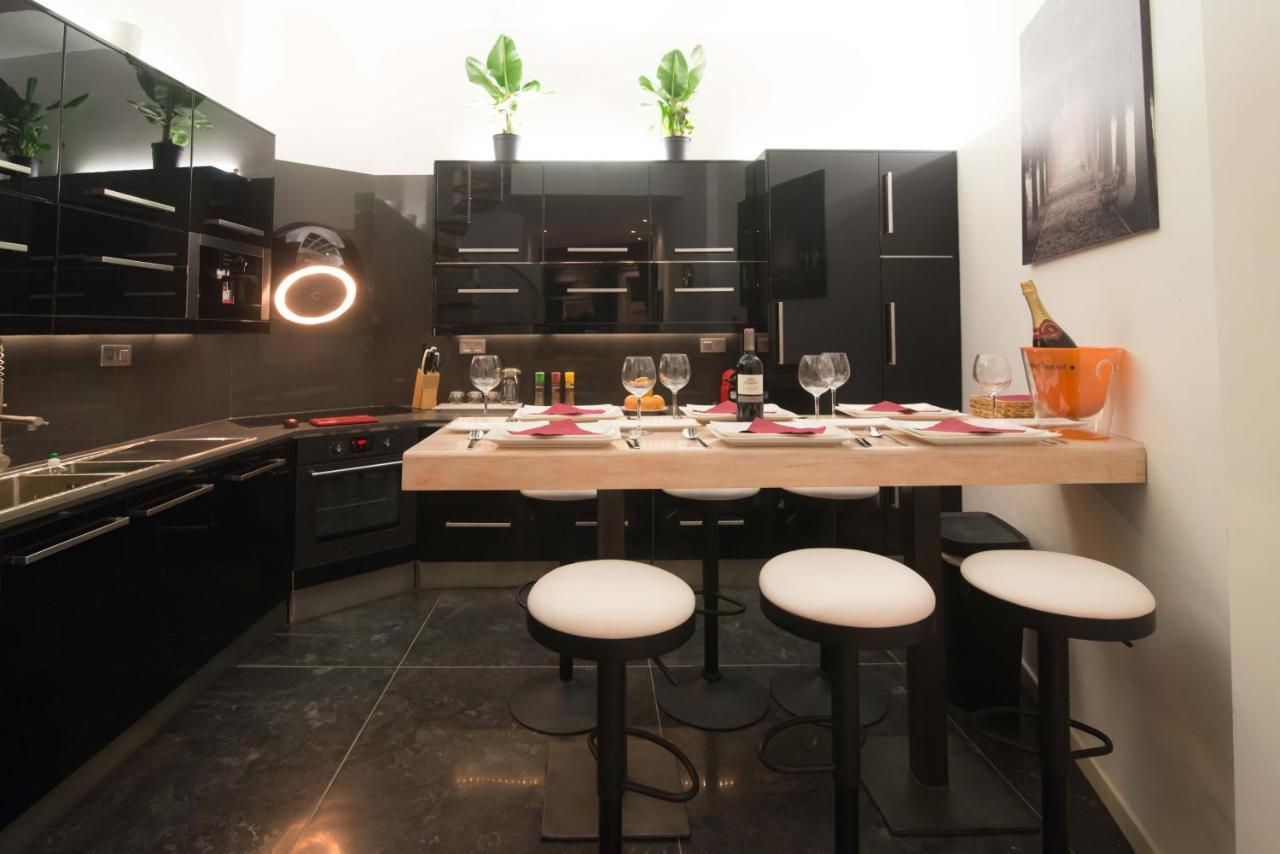 Вилла Full 4 Floors House At The Center Антверпен Экстерьер фото
