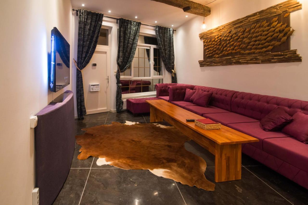 Вилла Full 4 Floors House At The Center Антверпен Экстерьер фото